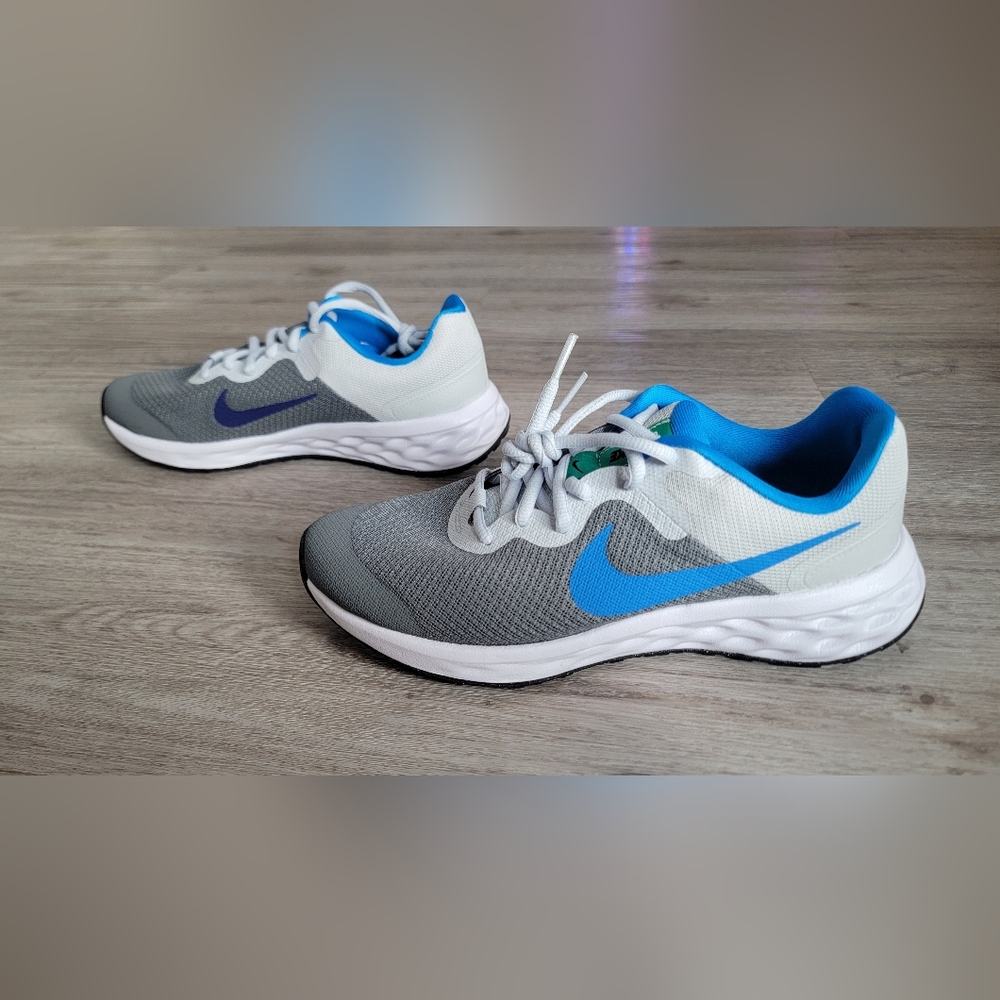 Nike Revolution 6 Grade School Boys' Running Shoes in Cool Grey/Deep Royal Blue/
